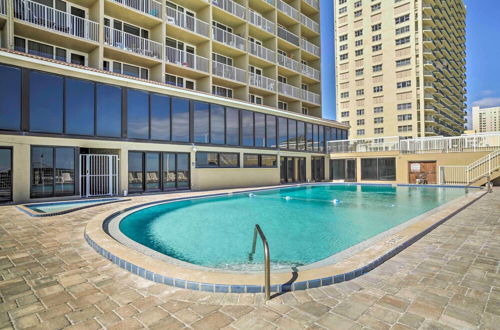 Photo 18 - Bright Daytona Beach Condo w/ Community Pool