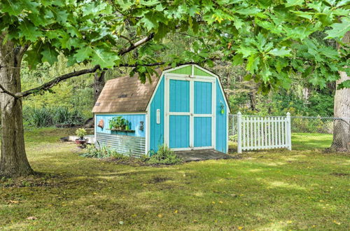 Photo 19 - Darling Cottage ~ 1 Mi to Lake Erie Beach