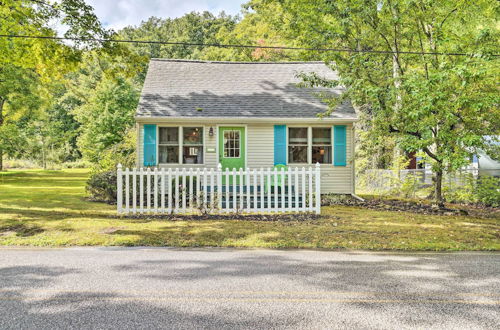 Photo 10 - Darling Cottage ~ 1 Mi to Lake Erie Beach