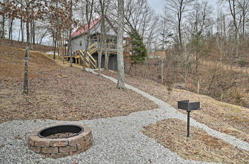 Photo 14 - Cozy East Bernstadt Cabin w/ Porch + Fishing Lake