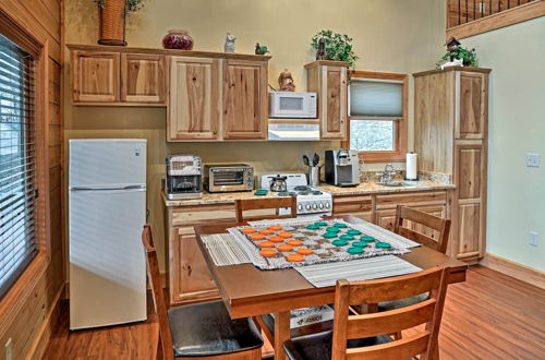 Photo 25 - Cozy East Bernstadt Cabin w/ Porch + Fishing Lake