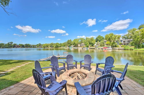 Foto 15 - Lakefront Oasis w/ Boat Dock, Fire Pit, Grill