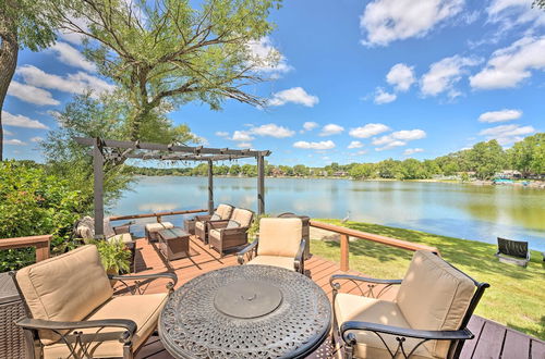 Foto 36 - Lakefront Oasis w/ Boat Dock, Fire Pit, Grill