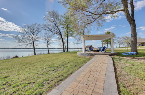 Foto 5 - Grand Lake Waterfront Home w/ Shared Boat Ramp