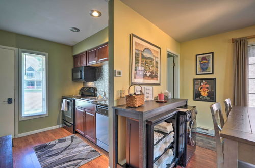 Photo 12 - Townhome w/ Fireplace - Walk to Chairlift
