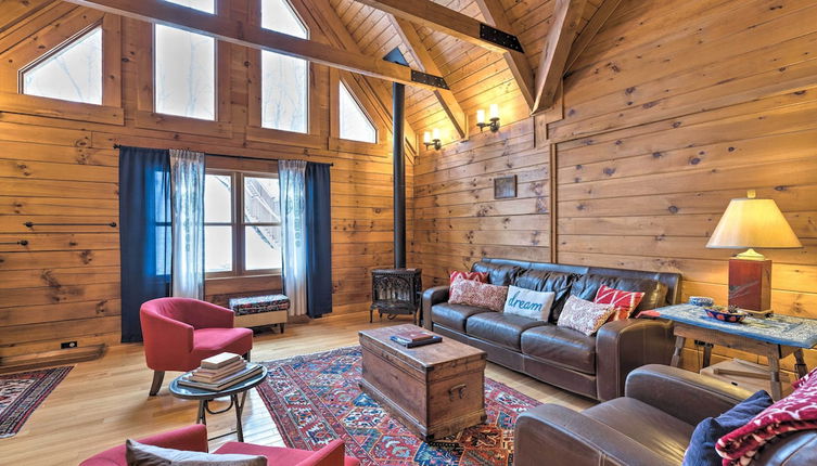 Photo 1 - Cozy 'owl Lodge' Cabin - Relax or Get Adventurous