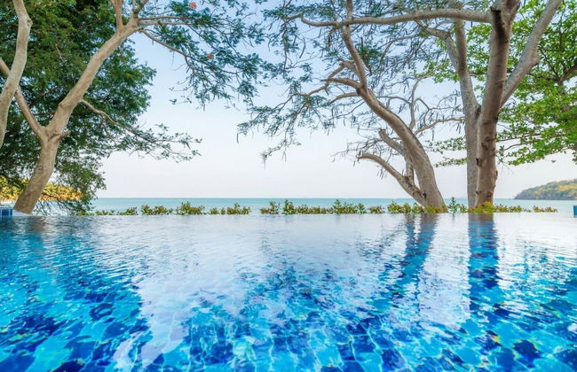 Koh Sirey Beachfront Pool Villa - Foto 1