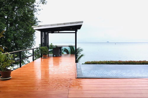 Photo 17 - Koh Sirey Beachfront Pool Villa