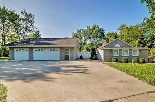 Photo 12 - Ottawa Lake Home W/bbq Patio, 15 Mi to Toledo