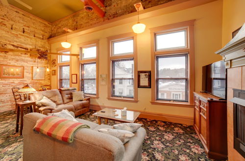 Photo 21 - Historic Downtown Saugatuck Loft Apartment