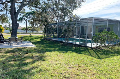 Photo 22 - Quiet Venice Retreat With Private Lanai & Pool