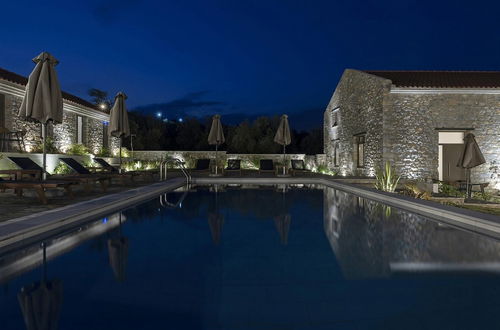 Photo 24 - Lichnos Luxury Suites Stoa