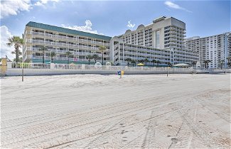 Foto 2 - Daytona Beachfront Condo w/ Ocean View