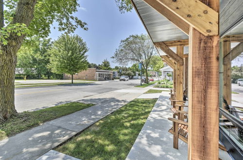 Photo 4 - Elkhart Lake Townhome - 20 Mi to Sheboygan