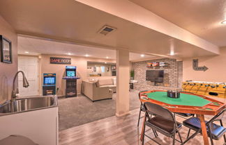 Foto 3 - Arvada Home w/ Deck & Game Room Near Olde Town