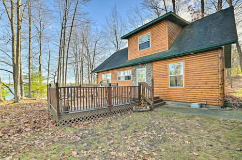 Photo 11 - Secluded Lost Lake Cottage w/ Spacious Loft