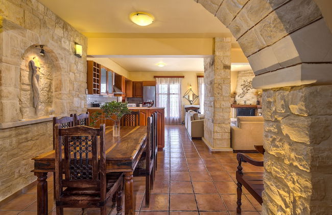 Amazing Villas in Crete - Argiris Villa - Photo 14