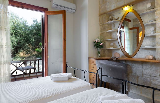 Amazing Villas in Crete - Argiris Villa - Photo 10