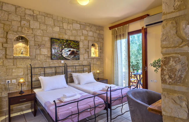 Amazing Villas in Crete - Argiris Villa - Photo 2