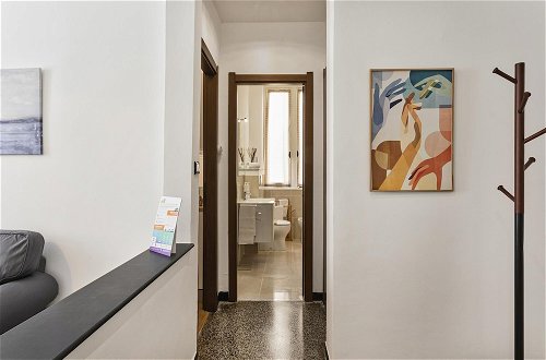 Photo 8 - Central Cozy Apartment by Wonderful Italy