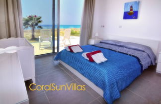 Photo 2 - Blue - Beach Front Spectacular Villa Sleeps 10