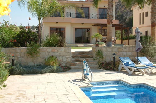 Foto 15 - Three Bedroom Villa With Private Pool and Landscaped Garden Close to the Beach