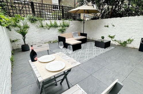 Photo 9 - Londwell - Chelsea Garden Flat - Private Oasis