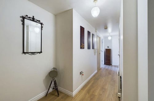 Photo 15 - The Battersea Sanctuary - Classy 1bdr Flat With Terrace