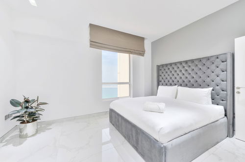 Photo 4 - Beachside Bliss - Luxurious 2BR in JBR