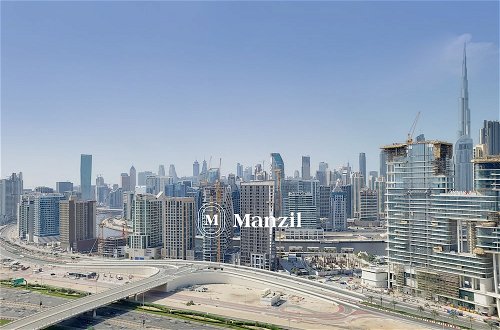 Photo 16 - Manzil - Cozy 1BR in Paramount w Burj Khalifa View