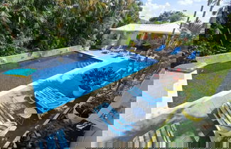 Photo 1 - Luxury 5-bed Villa in Tobago The Big Yellow House
