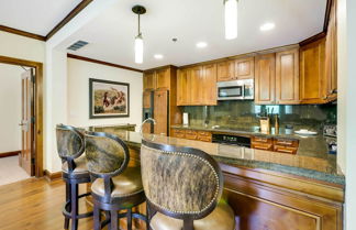 Photo 2 - Ski Resort Condo in Ritz-carlton Aspen Highlands