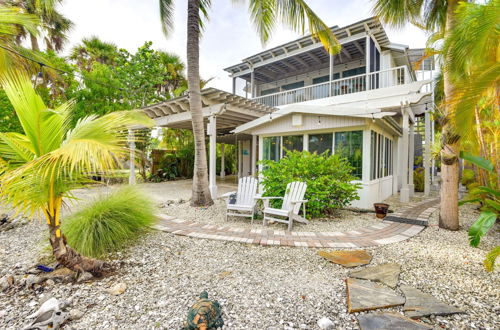 Foto 15 - Siesta Key Oasis w/ Outdoor Pool + Screened Lanai