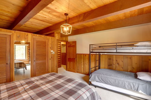 Photo 9 - Pet-friendly Bayfield Cabin Rental With Hot Tub