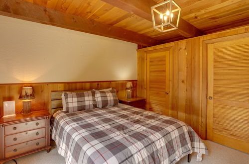 Photo 4 - Pet-friendly Bayfield Cabin Rental With Hot Tub