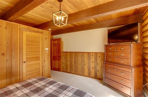 Foto 3 - Pet-friendly Bayfield Cabin Rental With Hot Tub