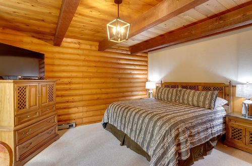 Foto 7 - Pet-friendly Bayfield Cabin Rental With Hot Tub