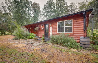 Photo 1 - Quiet Tennessee Mountain Cabin w/ Patio