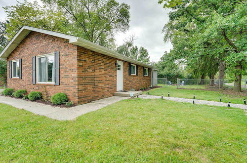 Photo 6 - Cozy Ann Arbor Home w/ Yard & Fire Pit