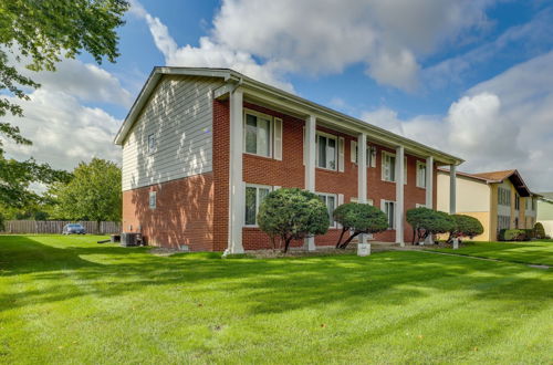 Photo 22 - Renovated Munster Condo - 15 Mi to Lake Michigan