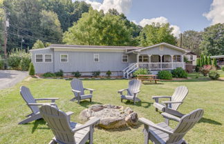 Photo 1 - Maggie Valley Home ~ 5 Mi to Cataloochee Ski Area