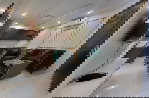 Photo 6 - C Suites