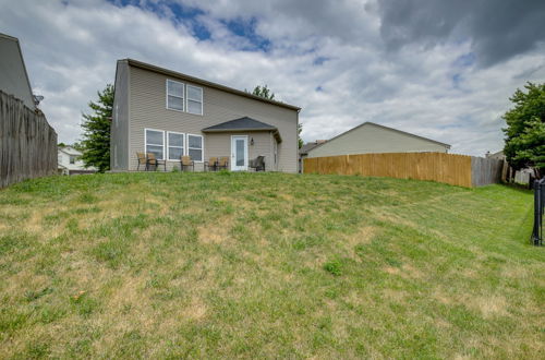 Photo 28 - Camby Home w/ 3 Living Areas & Community Pool