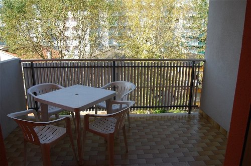 Photo 1 - Adorable Apartment With Nice Terrace - Beahost