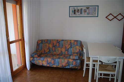 Photo 5 - Adorable Apartment With Nice Terrace - Beahost
