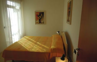 Foto 2 - Homely 1 Bedroom Flat With Side sea View