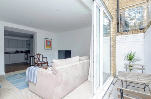 Foto 11 - Beautifully Refurbished 2BD Flat- Clapham