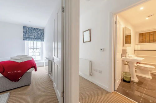 Photo 29 - Beautifully Refurbished 2BD Flat- Clapham