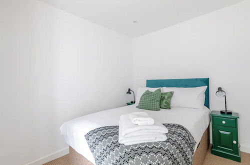 Foto 5 - Beautifully Refurbished 2BD Flat- Clapham