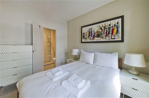 Photo 8 - Stylish two Bedroom Apartment Near Tower Bridge by Underthedoormat